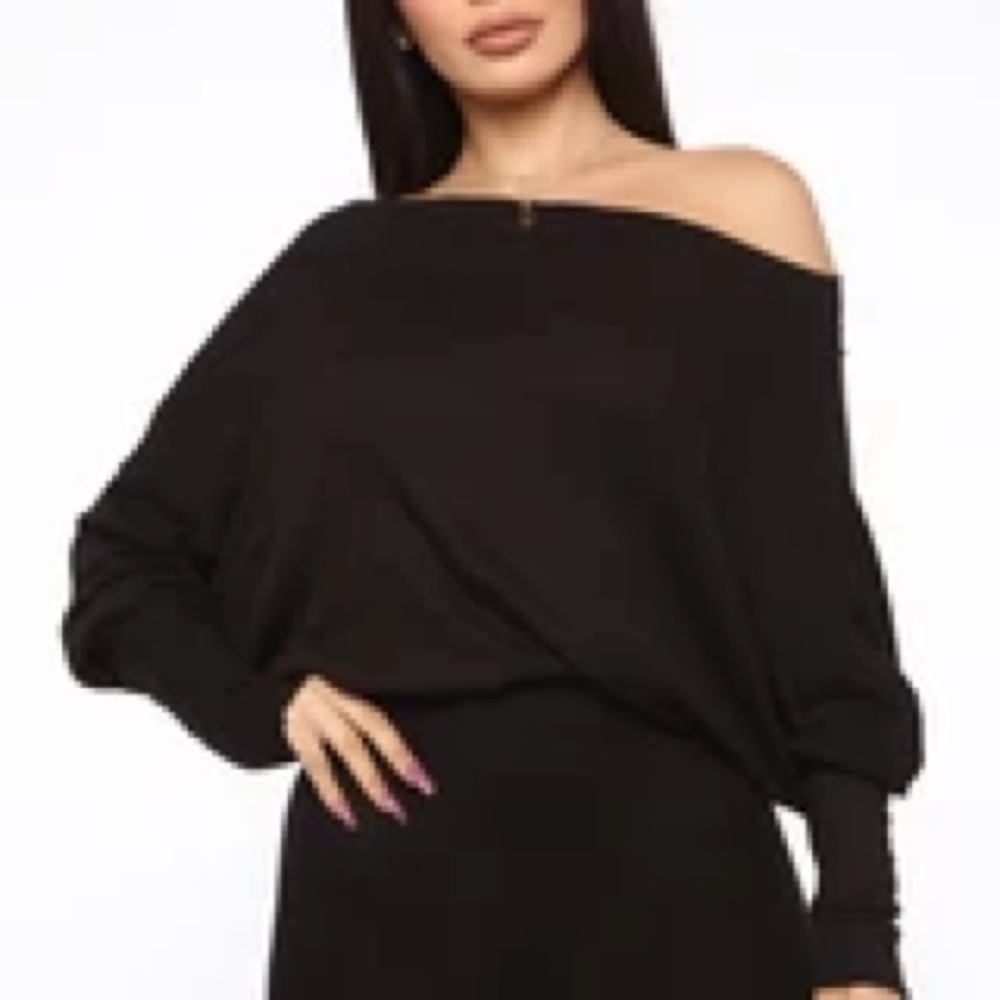 Off with his head one shoulder top